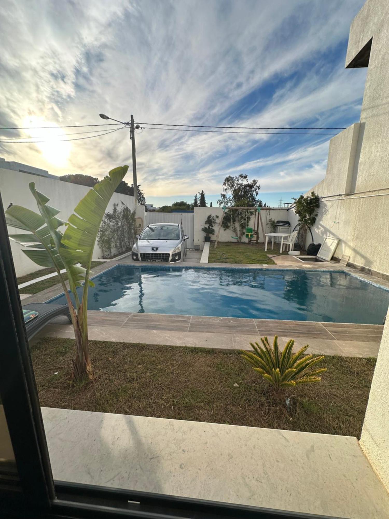 Coquette Avec Piscine *